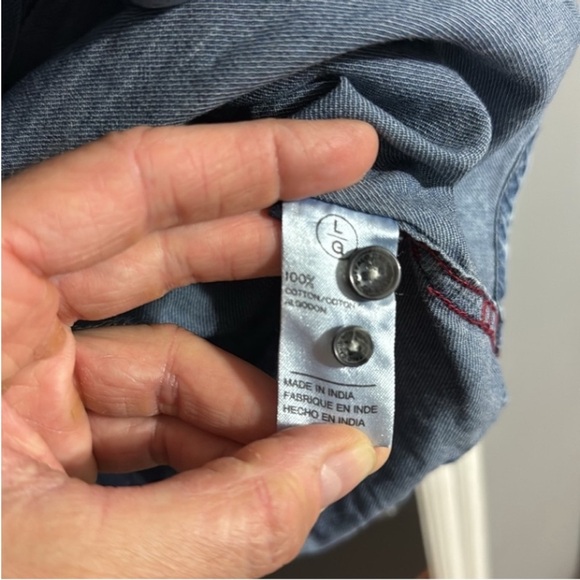 Upcycled One-of-a-Kind Dave Matthews Band Tour Shirt Size: L - Picture 7 of 7